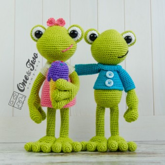Kelly the Frog Amigurumi Crochet Pattern