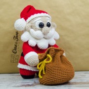 Claus the Little Santa "Little Explorer Series" Amigurumi Crochet Pattern - English, Dutch, German