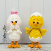 Coco the Little Chicken Amigurumi Crochet Pattern - English, Dutch, German, Spanish, French