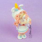 Iris the Unicorn Dolly Amigurumi Crochet Pattern - English, Dutch, German, Spanish, French