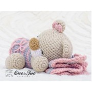 Norah the Sleeping Bear Amigurumi Crochet Pattern - English, Dutch, German