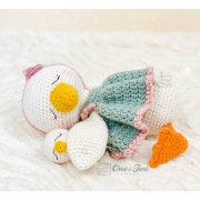 Delia the Sleeping Duck Amigurumi Crochet Pattern - English, Dutch, German, Spanish, French